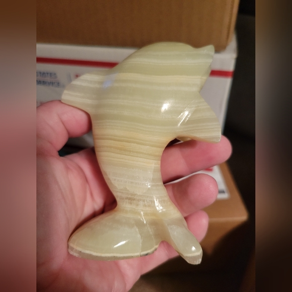 Jade dolphin - Picture 1 of 2